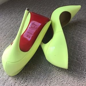 So Kate 120 Patent Leather Pumps Neon